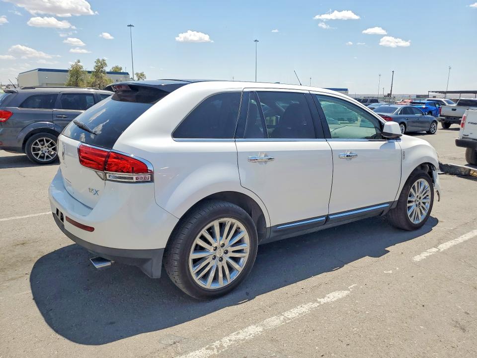60420586 :رقم المزاد ، 2LMDJ6JK2BBJ11085 vin ، 2011 Lincoln Mkx مزاد بيع
