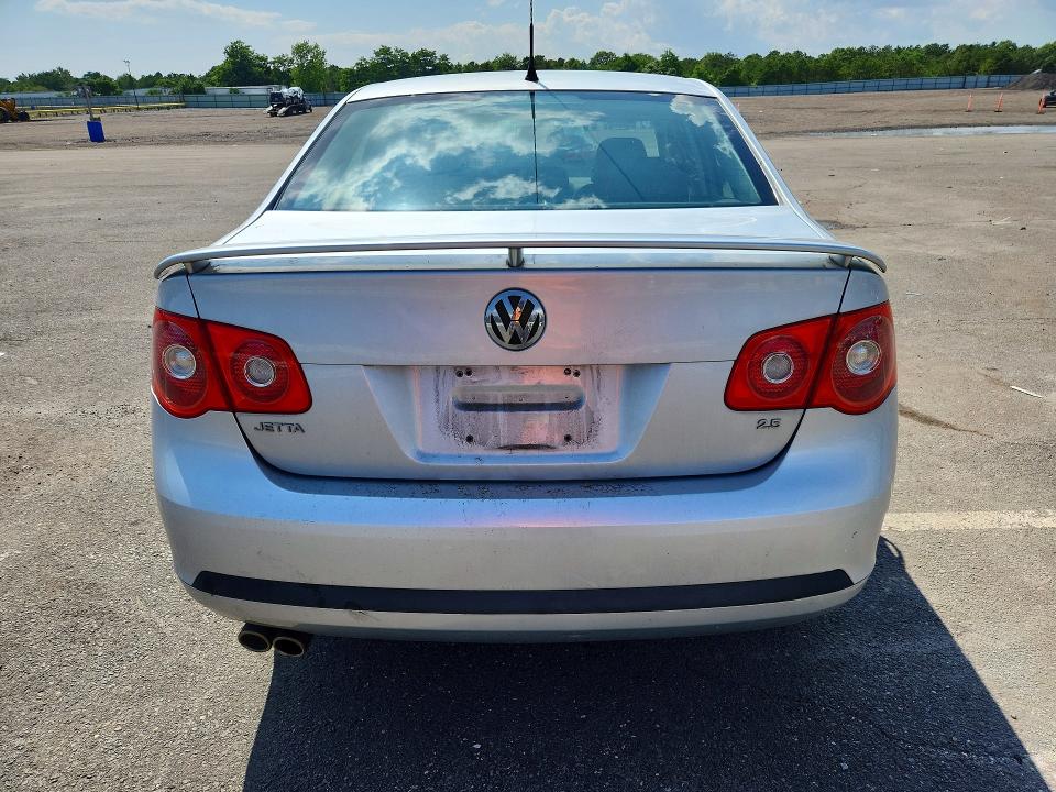 Продаж на аукціоні авто 2007 Volkswagen Jetta, vin: 3VWEG71K57M072911, номер лоту: 63560446