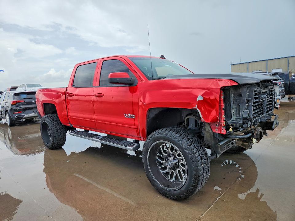 61042576 :رقم المزاد ، 3GCPCREC3JG422564 vin ، 2018 Chevrolet Silverado مزاد بيع