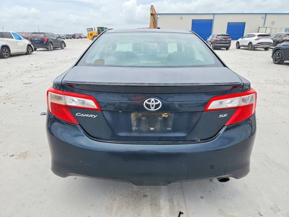 Продаж на аукціоні авто 2014 Toyota Camry, vin: 4T1BF1FK8EU437780, номер лоту: 61680156