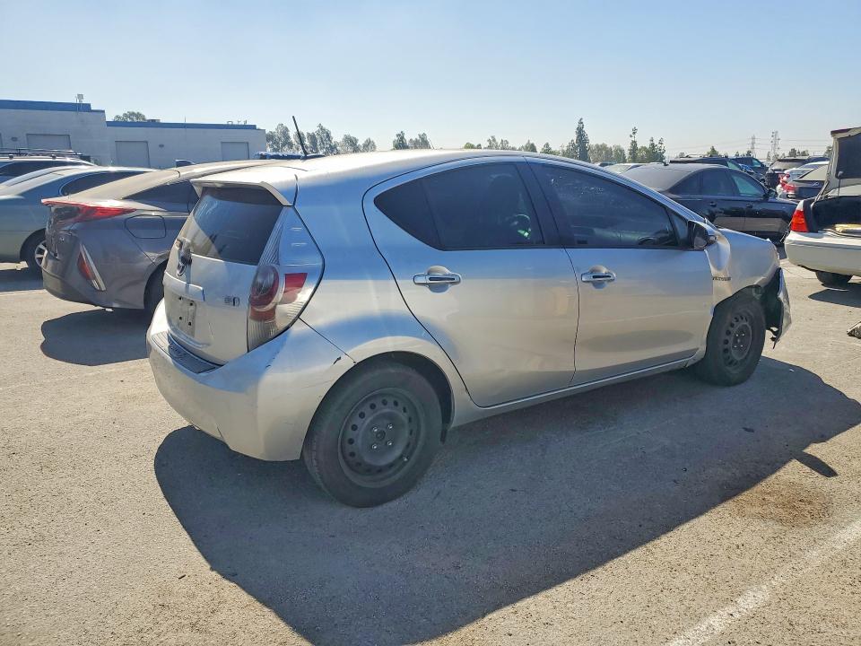 62286486 :رقم المزاد ، JTDKDTB37C1024056 vin ، 2012 Toyota Prius C مزاد بيع