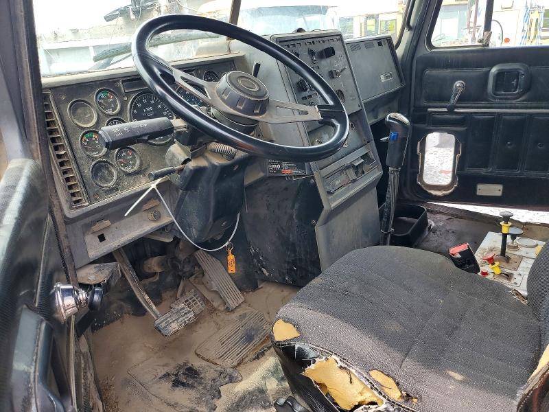 62023886 :رقم المزاد ، 1M2AD09C2XW007508 vin ، 1999 Mack 700 مزاد بيع