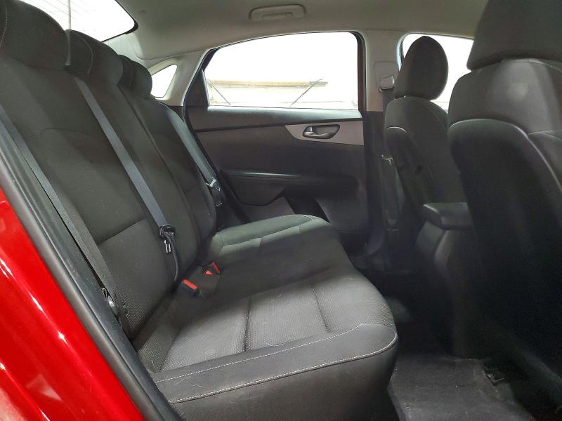 60331306 :رقم المزاد ، 3KPF24AD0KE058651 vin ، 2019 Kia Forte مزاد بيع