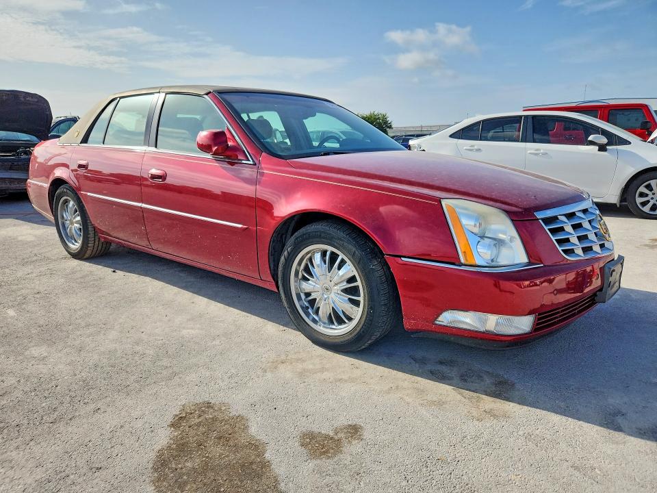 61223316 :رقم المزاد ، 1G6KD57Y57U114734 vin ، 2007 Cadillac Dts مزاد بيع