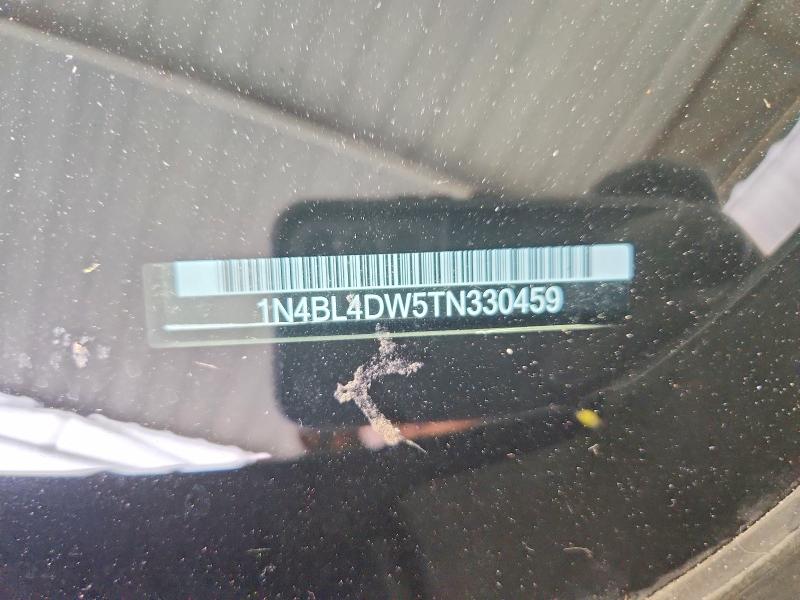 61687256 :رقم المزاد ، 1N4BL4DW5TN330459 vin ، 2026 Nissan Altima مزاد بيع