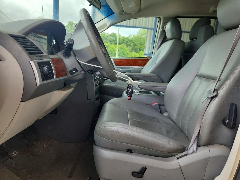 62676716 :رقم المزاد ، 2A8HR54109R569709 vin ، 2009 Chrysler Town & Country مزاد بيع
