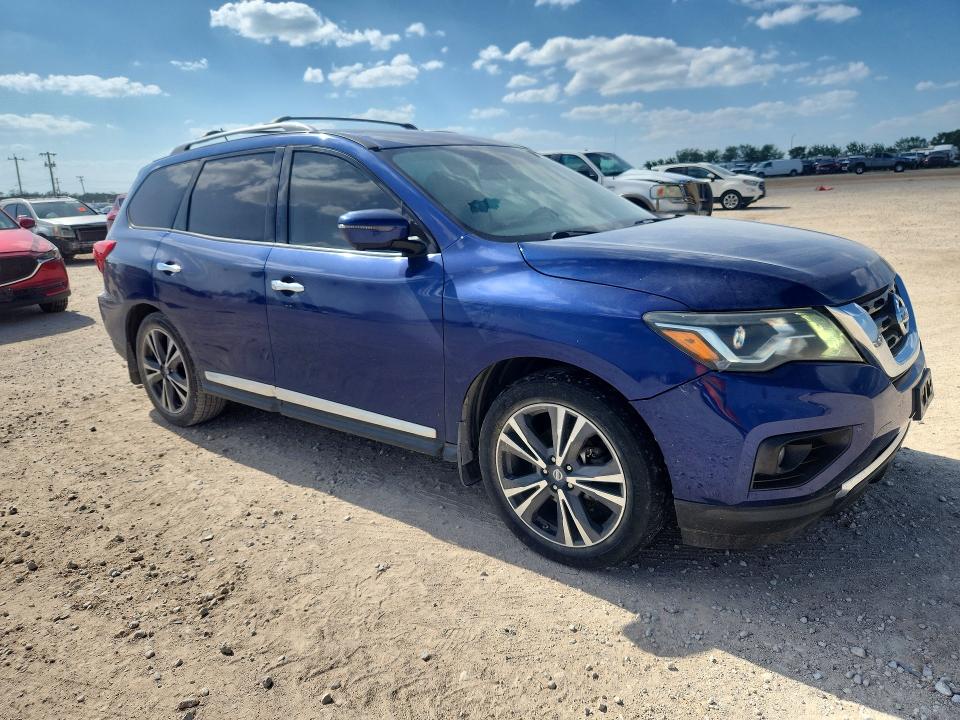 2017 Nissan Pathfinder მანქანა იყიდება აუქციონზე, vin: 5N1DR2MN4HC623698, აუქციონის ნომერი: 63037476