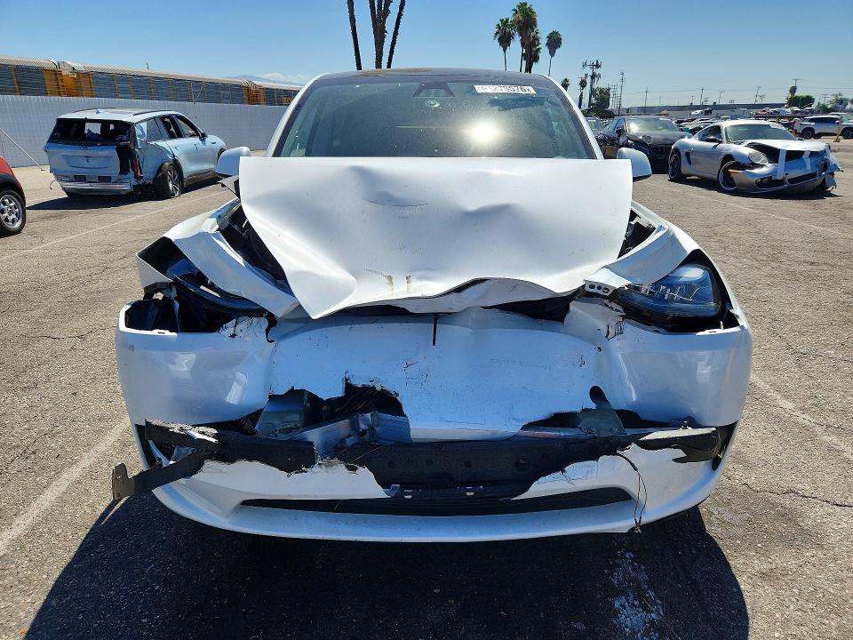 61278576 :رقم المزاد ، 7SAYGDEE6RF194870 vin ، 2024 Tesla Model Y مزاد بيع