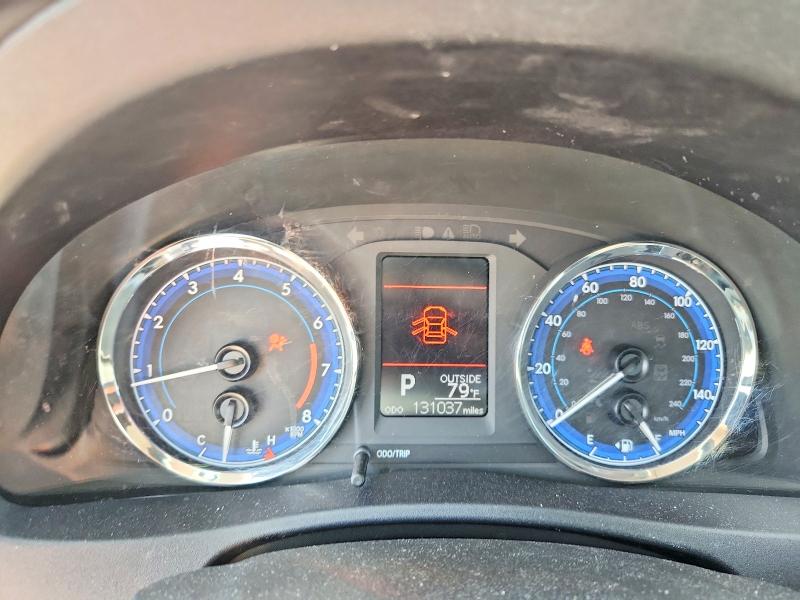 61377226 :رقم المزاد ، 2T1BURHE1HC900280 vin ، 2017 Toyota Corolla مزاد بيع