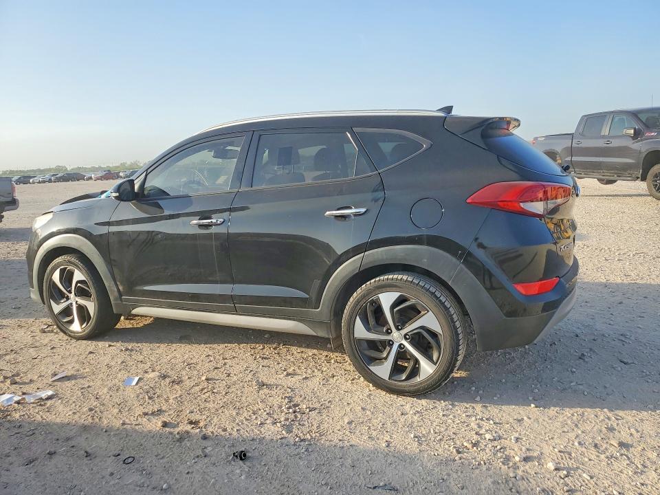 61872836 :رقم المزاد ، KM8J33A22JU789934 vin ، 2018 Hyundai Tucson مزاد بيع