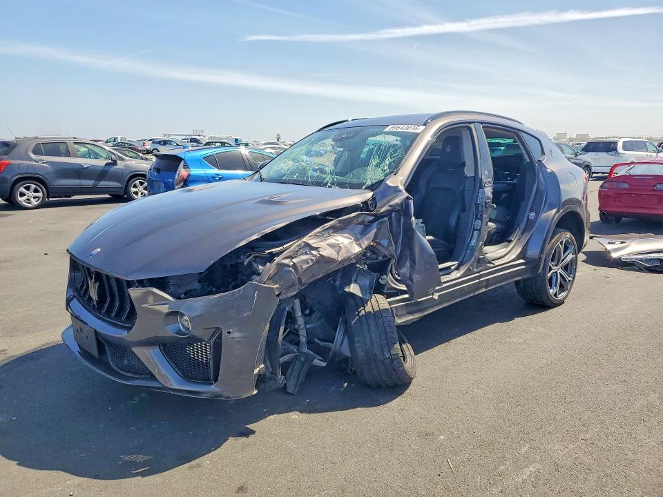 Продажа на аукционе авто 2019 Maserati Levante, vin: ZN661ZUA5KX323158, номер лота: 59643016