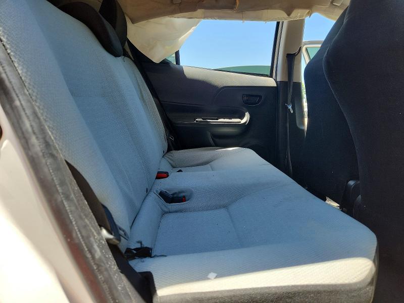 60133786 :رقم المزاد ، JTDKDTB36G1127166 vin ، 2016 Toyota Prius C مزاد بيع