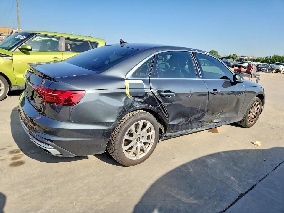60226506 :رقم المزاد ، WAUABAF49MA073847 vin ، 2021 Audi A4 مزاد بيع