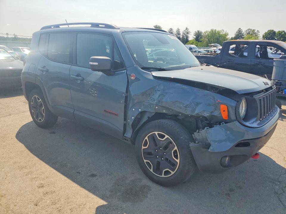 2017 Jeep Renegade მანქანა იყიდება აუქციონზე, vin: ZACCJBCB4HPG37126, აუქციონის ნომერი: 62102456