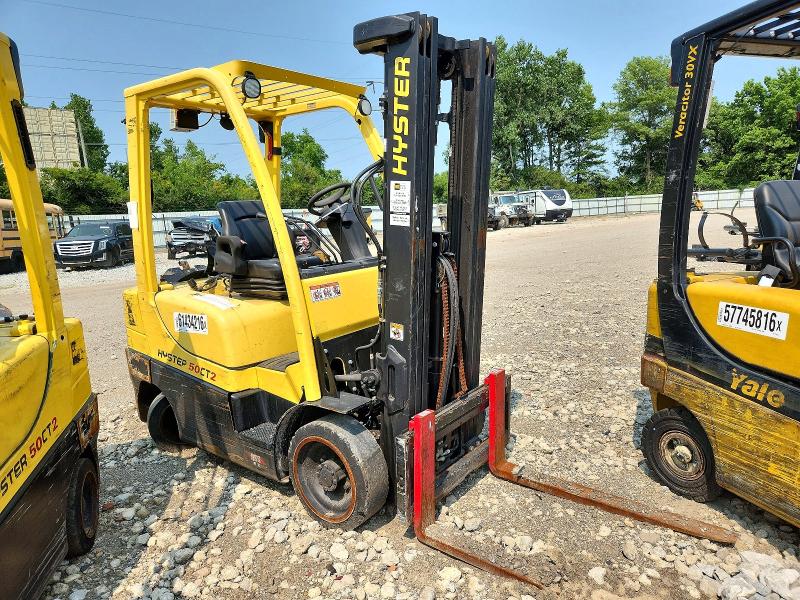 Продажа на аукционе авто 2018 Hyster Unknown, vin: B267V03013T, номер лота: 61434216