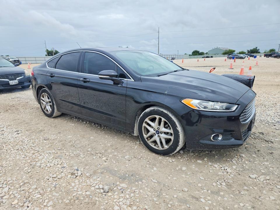 61370256 :رقم المزاد ، 3FA6P0HD1FR161999 vin ، 2015 Ford Fusion مزاد بيع