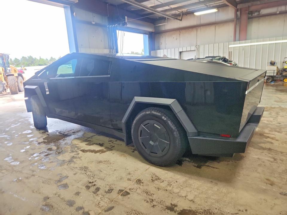 Aukcja sprzedaży 2025 Tesla Cybertruck, vin: 7G2CEHEE7SA062365, numer aukcji: 62436866