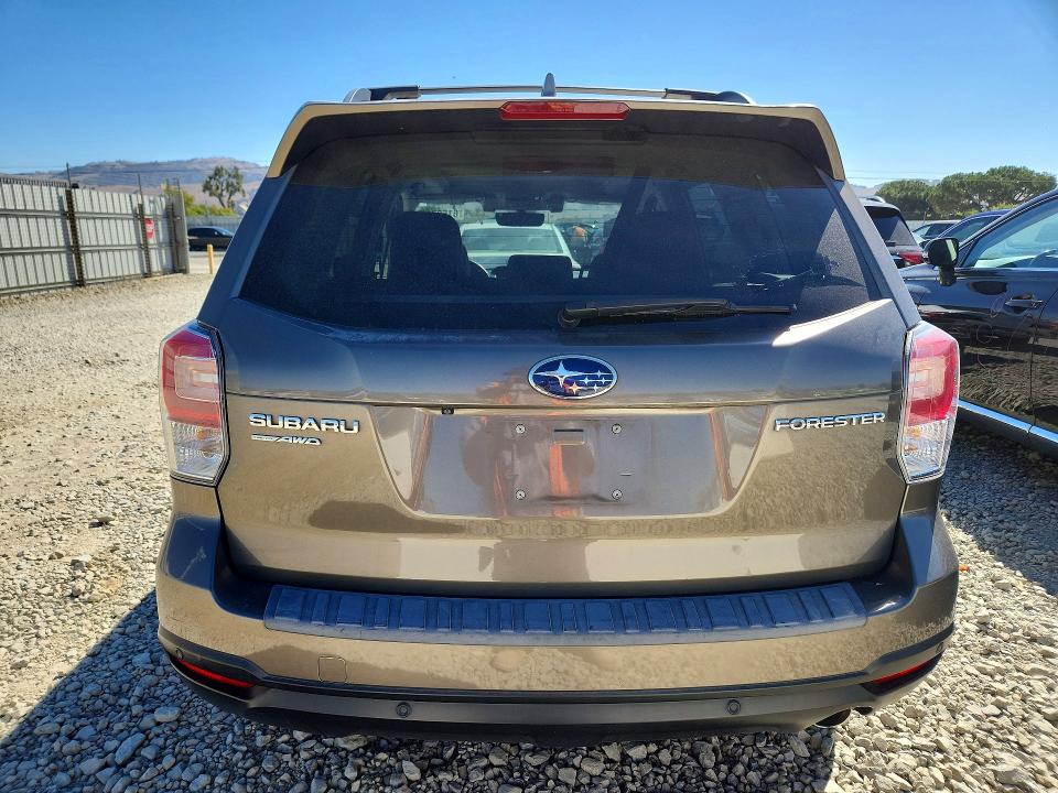 61587656 :رقم المزاد ، JF2SJAWC9JH538004 vin ، 2018 Subaru Forester مزاد بيع