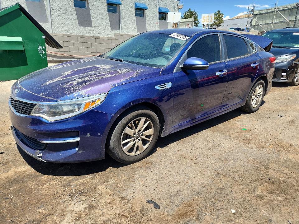 2017 Kia Optima მანქანა იყიდება აუქციონზე, vin: 5XXGT4L3XHG138125, აუქციონის ნომერი: 85985225