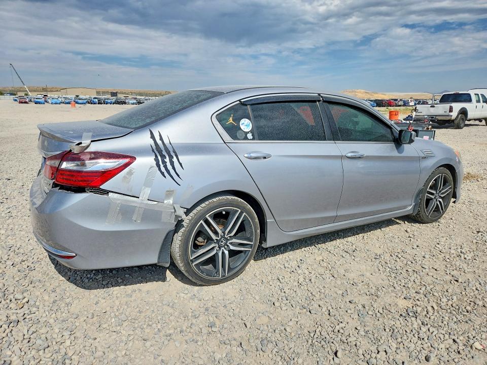 62108386 :رقم المزاد ، 1HGCR2F59GA221555 vin ، 2016 Honda Accord مزاد بيع