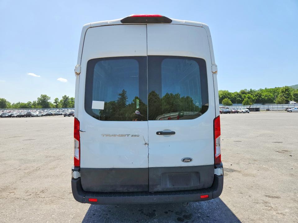 2021 Ford Transit მანქანა იყიდება აუქციონზე, vin: 1FTBR3X8XMKA04224, აუქციონის ნომერი: 59218896