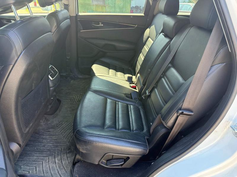 Продаж на аукціоні авто 2017 Kia Sorento, vin: 5XYPGDA33HG329369, номер лоту: 63048606