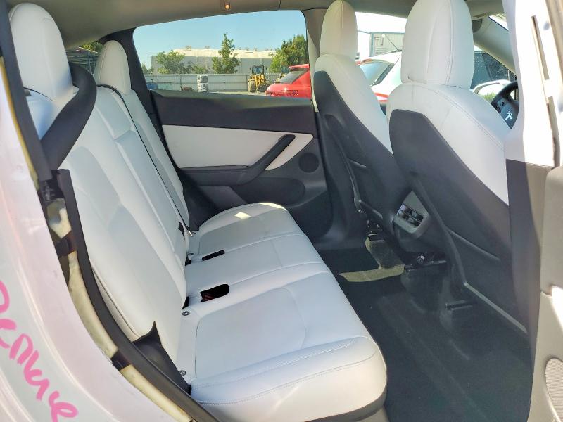 2022 Tesla Model Y მანქანა იყიდება აუქციონზე, vin: 7SAYGDEF8NF408745, აუქციონის ნომერი: 61912776