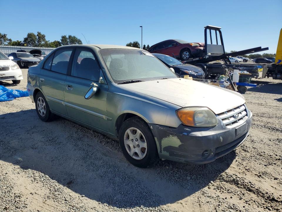62151386 :رقم المزاد ، KMHCG45C73U457867 vin ، 2003 Hyundai Accent مزاد بيع