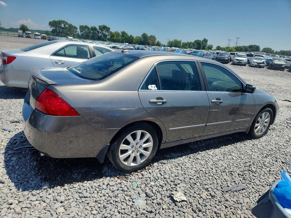 2007 Honda Accord მანქანა იყიდება აუქციონზე, vin: 1HGCM66597A094277, აუქციონის ნომერი: 61401556