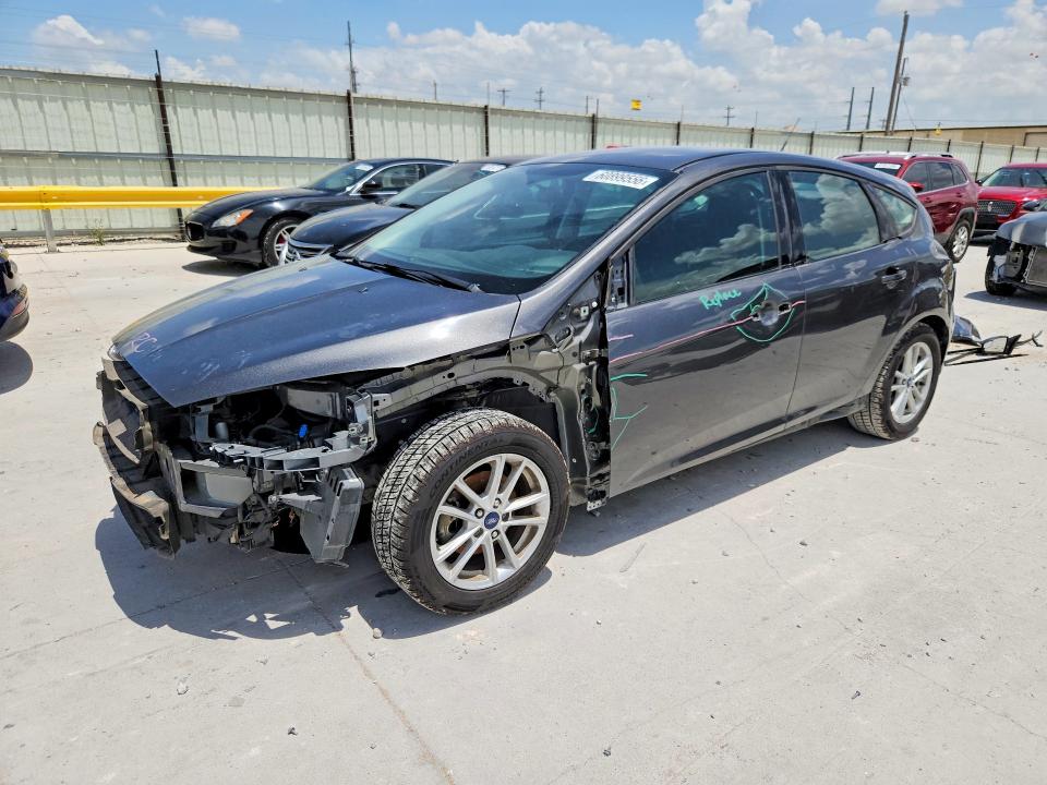 60899556 :رقم المزاد ، 1FADP3K24JL282534 vin ، 2018 Ford Focus مزاد بيع