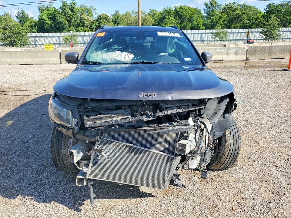 2021 Jeep Compass მანქანა იყიდება აუქციონზე, vin: 3C4NJCEB7MT550030, აუქციონის ნომერი: 60081926