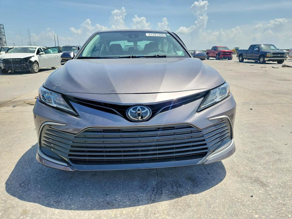 61781426 :رقم المزاد ، 4T1C11AK9PU832080 vin ، 2023 Toyota Camry مزاد بيع