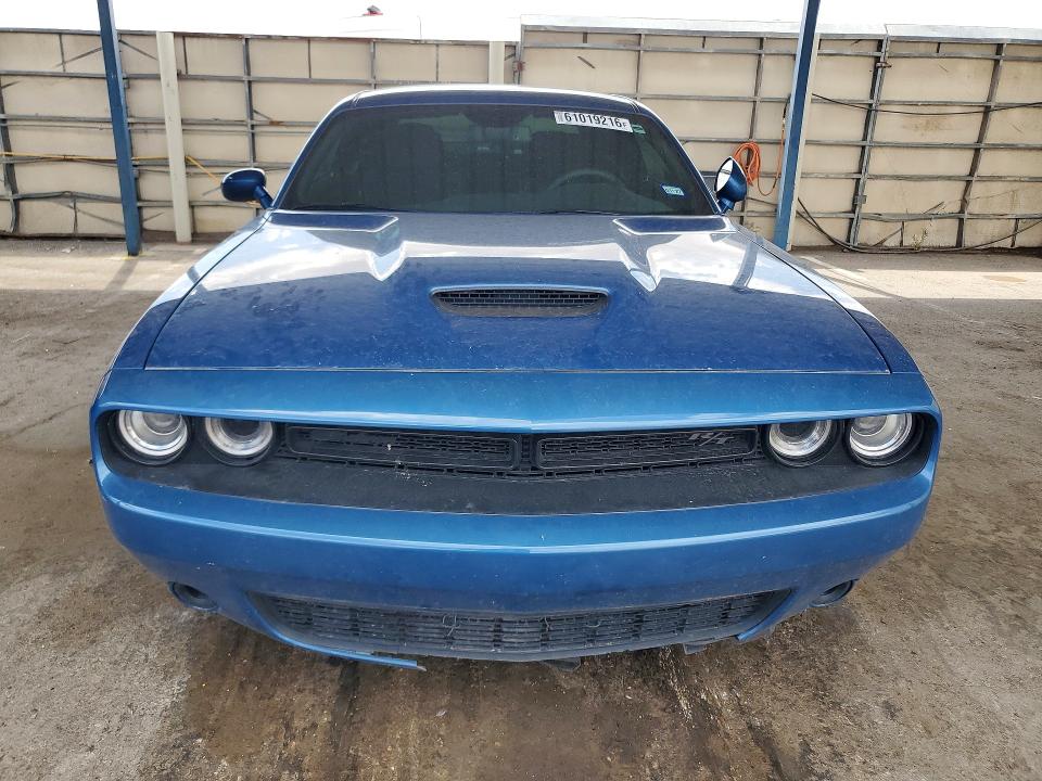 61019216 :رقم المزاد ، 2C3CDZBT7PH606158 vin ، 2023 Dodge Challenger مزاد بيع