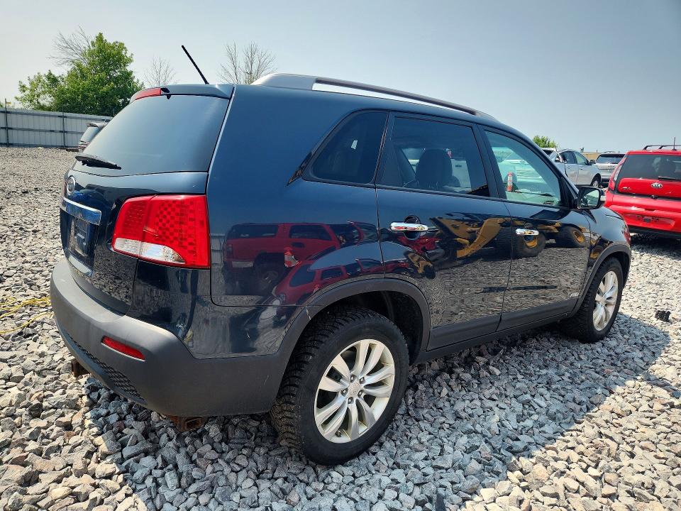 Продажа на аукционе авто 2011 Kia Sorento, vin: 5XYKTDA26BG068310, номер лота: 62284906