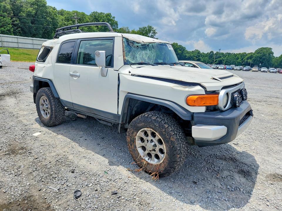Продаж на аукціоні авто 2011 Toyota Fj Cruiser, vin: JTEBU4BF9BK103183, номер лоту: 59807986