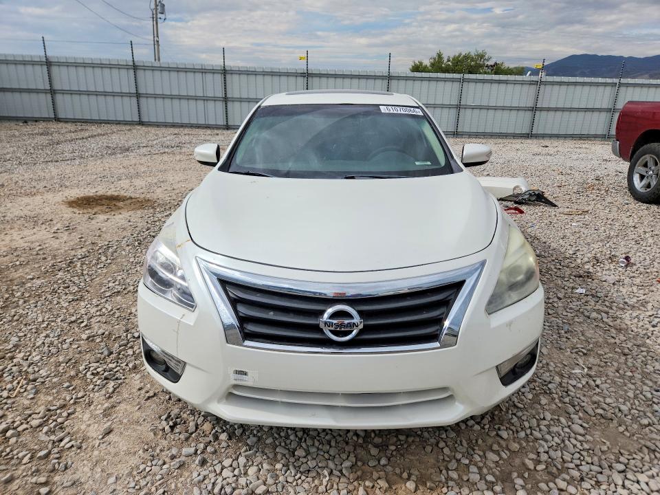 61070066 :رقم المزاد ، 1N4AL3AP6FC440200 vin ، 2015 Nissan Altima مزاد بيع