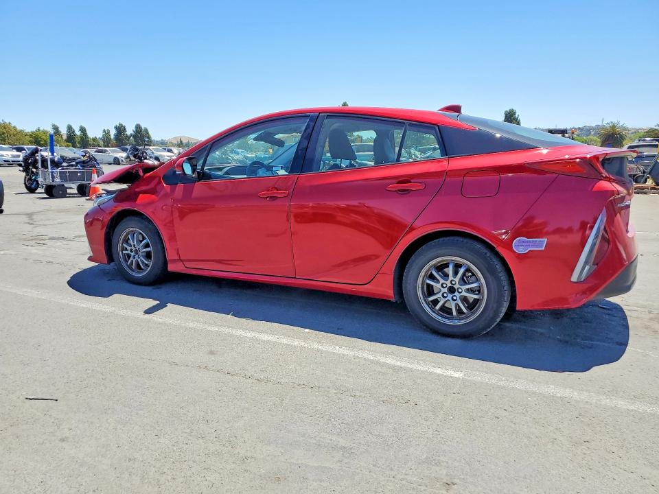 Продажа на аукционе авто 2020 Toyota Prius Prime, vin: JTDKARFP4L3127979, номер лота: 60890956