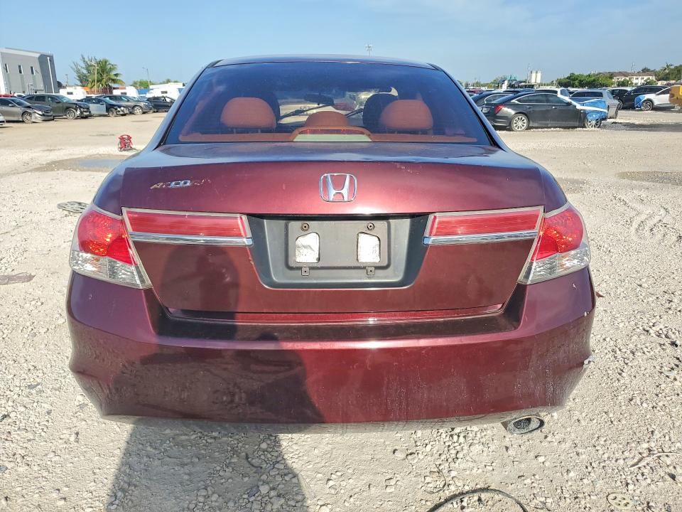 2011 Honda Accord მანქანა იყიდება აუქციონზე, vin: 1HGCP2F35BA114337, აუქციონის ნომერი: 61384756
