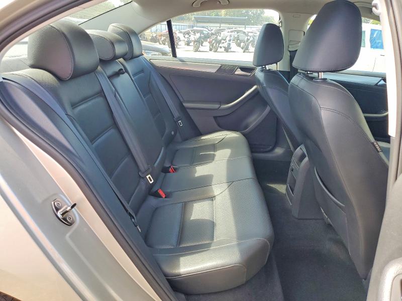 2015 Volkswagen Jetta მანქანა იყიდება აუქციონზე, vin: 3VWD17AJXFM204421, აუქციონის ნომერი: 62705176