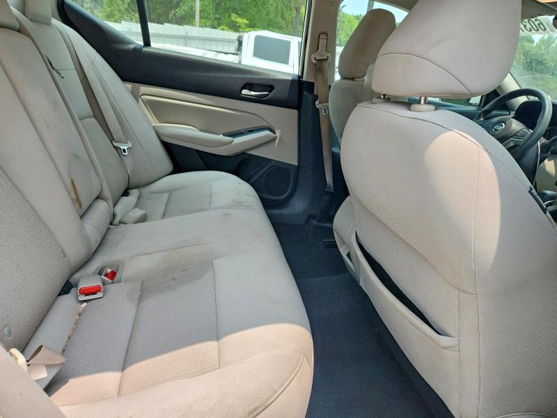 60378166 :رقم المزاد ، 1N4BL4BV9KC102257 vin ، 2019 Nissan Altima مزاد بيع