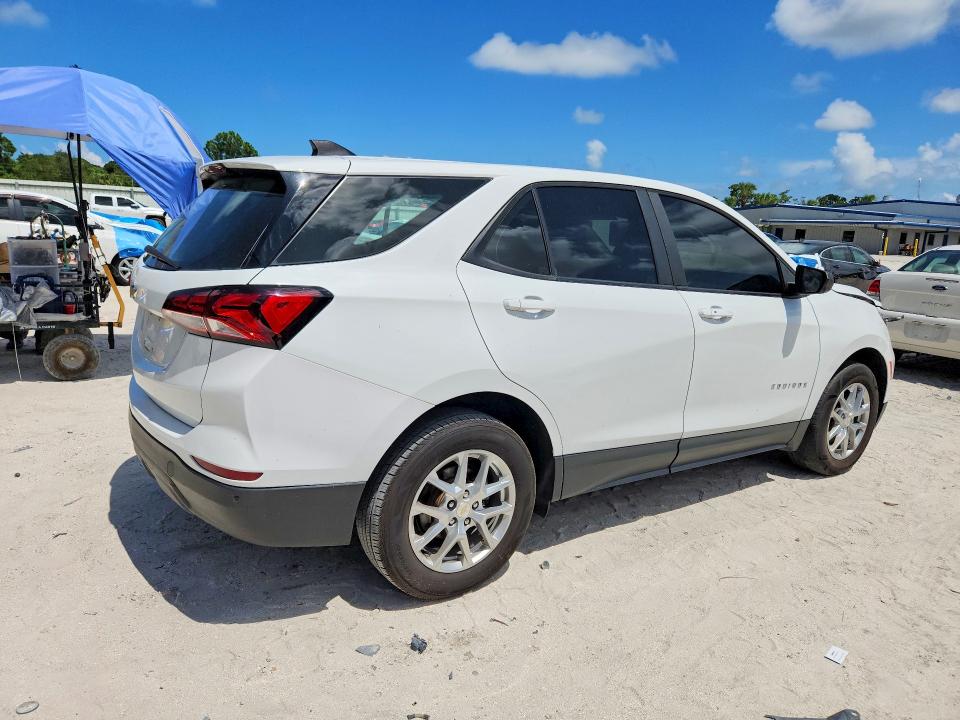 Продаж на аукціоні авто 2022 Chevrolet Equinox, vin: 3GNAXFEV7NS114589, номер лоту: 62400596
