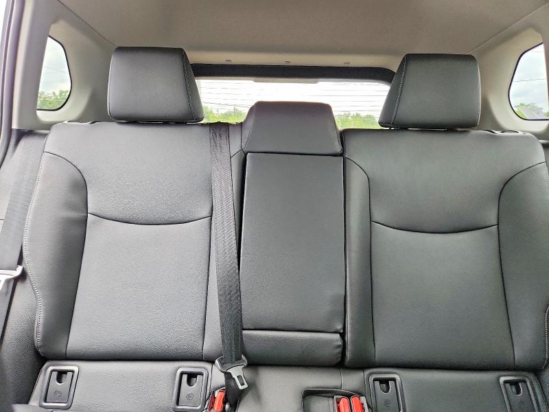 Продажа на аукционе авто 2026 Toyota Corolla Cross, vin: 7MUDAABG5TV187337, номер лота: 60450846