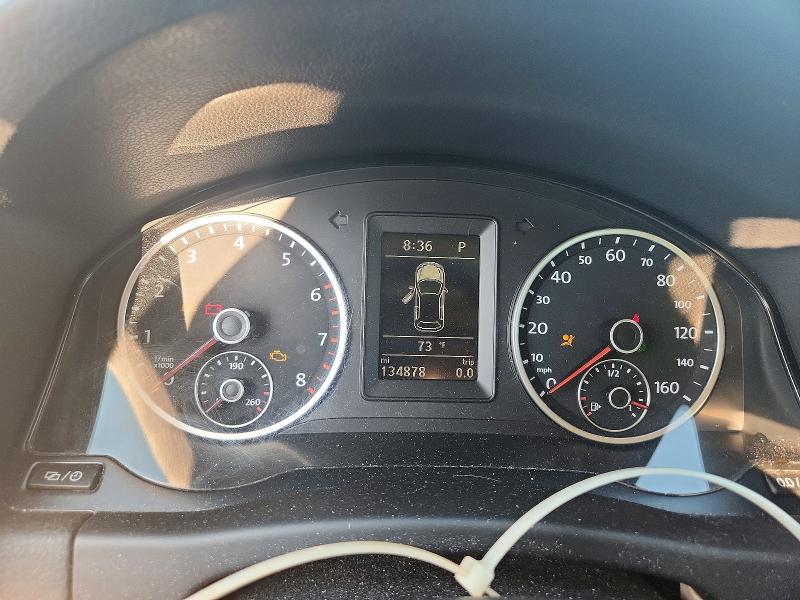 62634546 :رقم المزاد ، WVGAV7AX4DW556403 vin ، 2013 Volkswagen Tiguan مزاد بيع