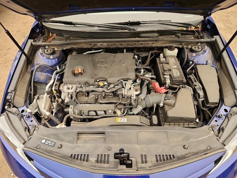 61311476 :رقم المزاد ، 4T1B11HK2JU528520 vin ، 2018 Toyota Camry مزاد بيع