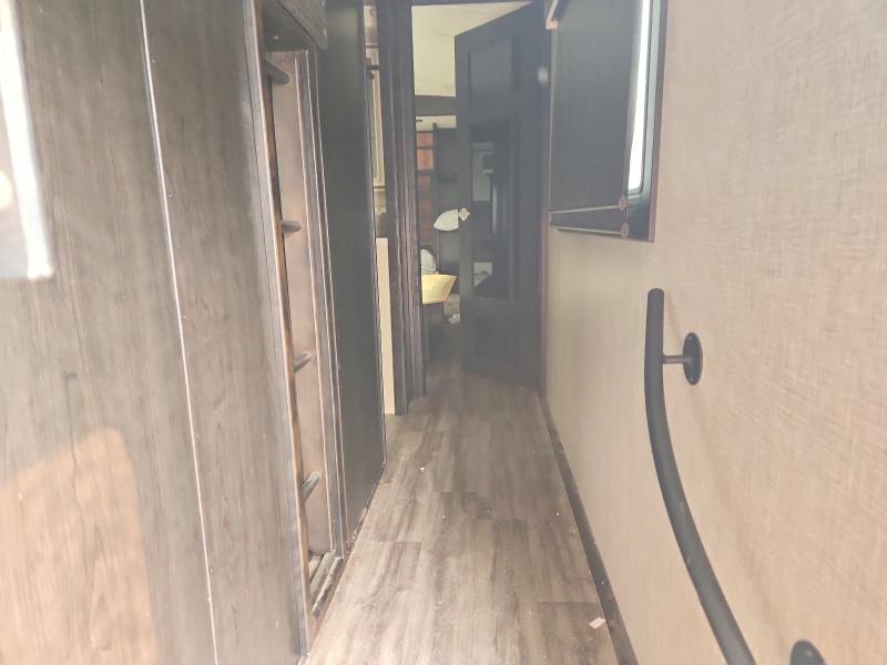 Продаж на аукціоні авто 2023 Jayco Pinnacle Fifth Wheel, vin: 1UJCF0BV7P1RR0055, номер лоту: 60505236