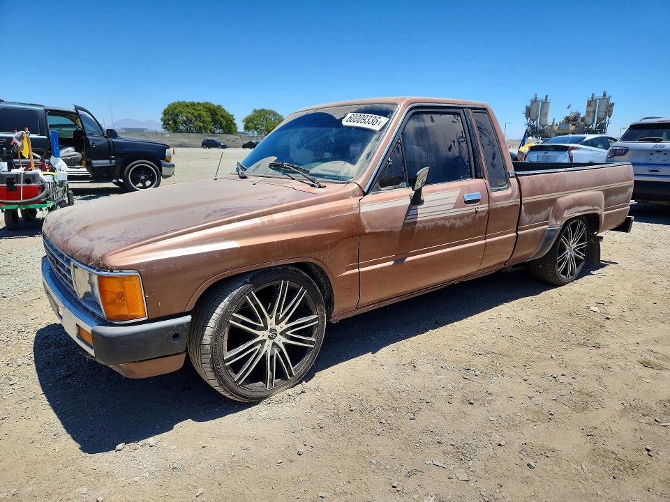 Продажа на аукционе авто 1986 Toyota Pickup, vin: JT4RN56S3G7004690, номер лота: 60009336