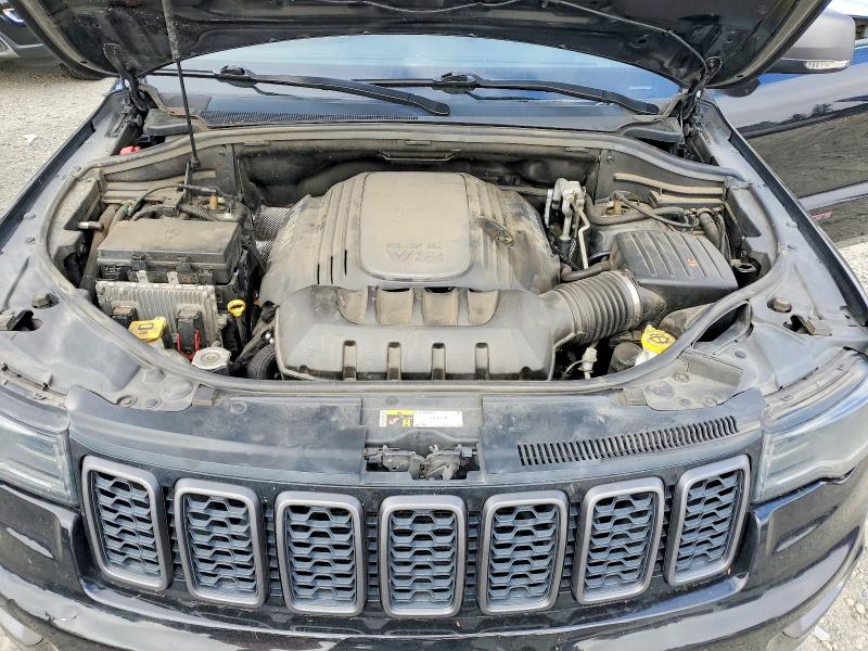 62133356 :رقم المزاد ، 1C4RJFLT8JC120979 vin ، 2018 Jeep Grand Cherokee مزاد بيع