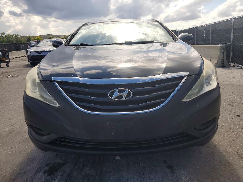 2011 Hyundai Sonata მანქანა იყიდება აუქციონზე, vin: 5NPEB4AC2BH289923, აუქციონის ნომერი: 85973745