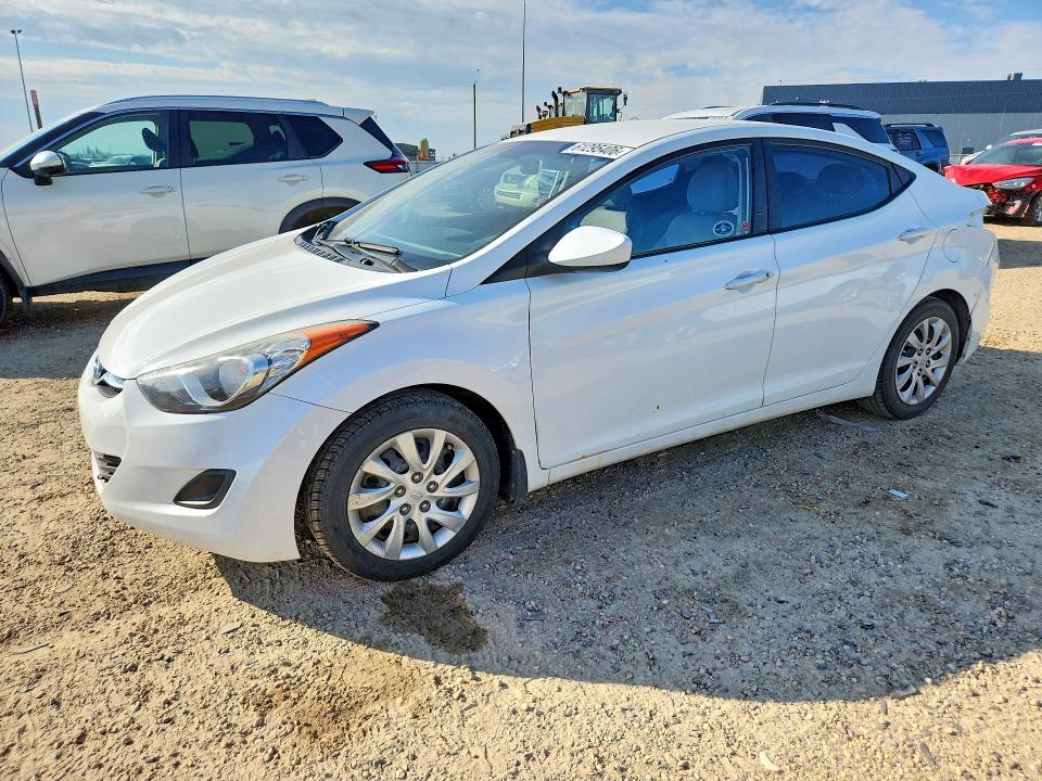 61295406 :رقم المزاد ، 5NPDH4AE7DH157626 vin ، 2013 Hyundai Elantra مزاد بيع