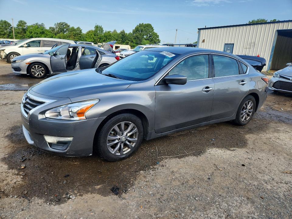 61748666 :رقم المزاد ، 1N4AL3AP2FC494058 vin ، 2015 Nissan Altima مزاد بيع